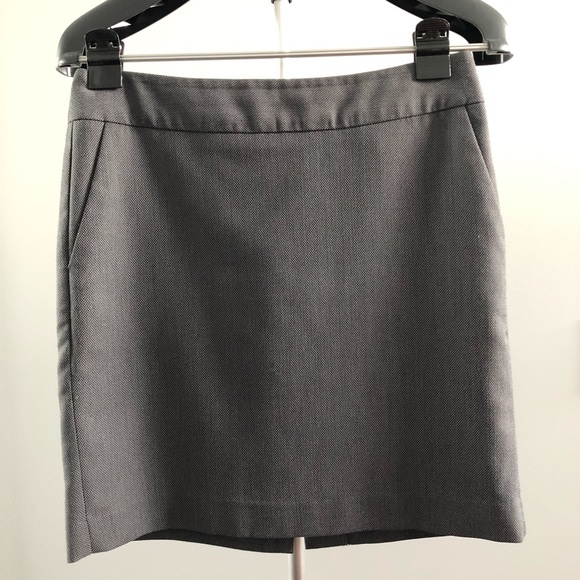 pencil skirt from banana republic - Picture 1 of 4